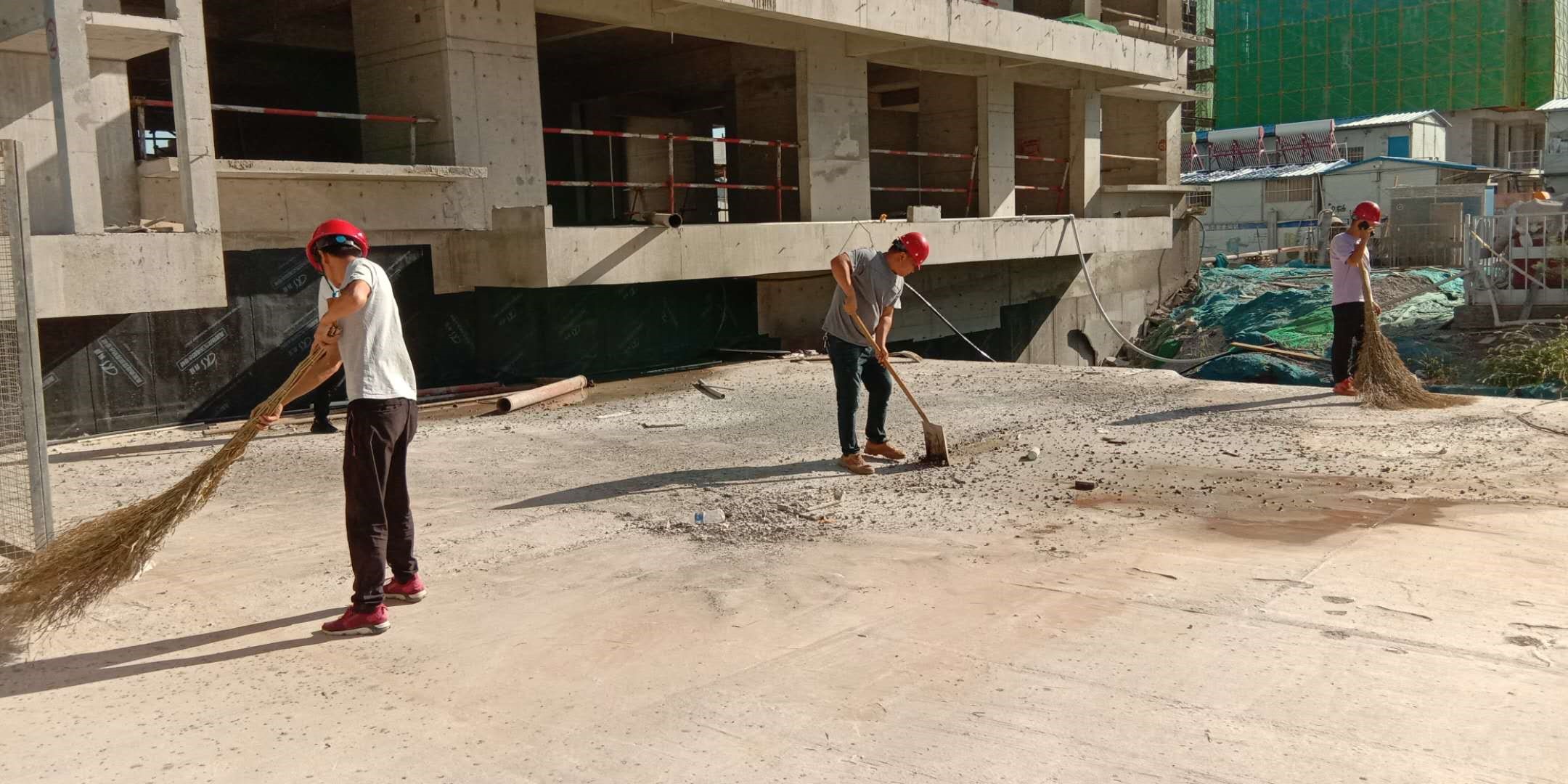 “全员劳动日”助力打造标准化工地